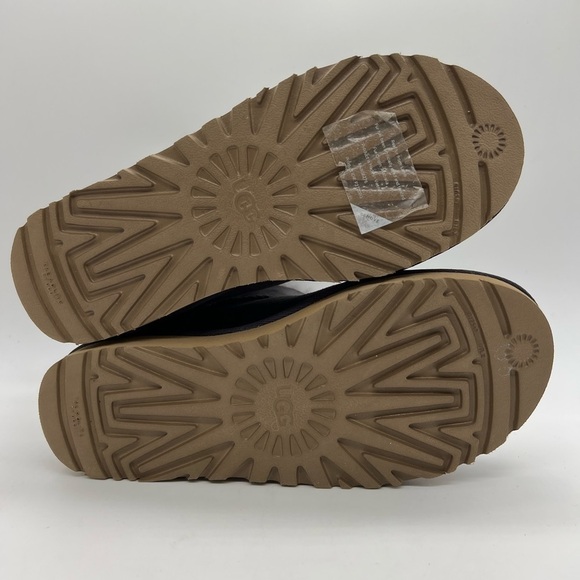 UGG WOMENS SIZE 7 PURPLE MINI BAILEY BOW II BOOTIE - Picture 5 of 15